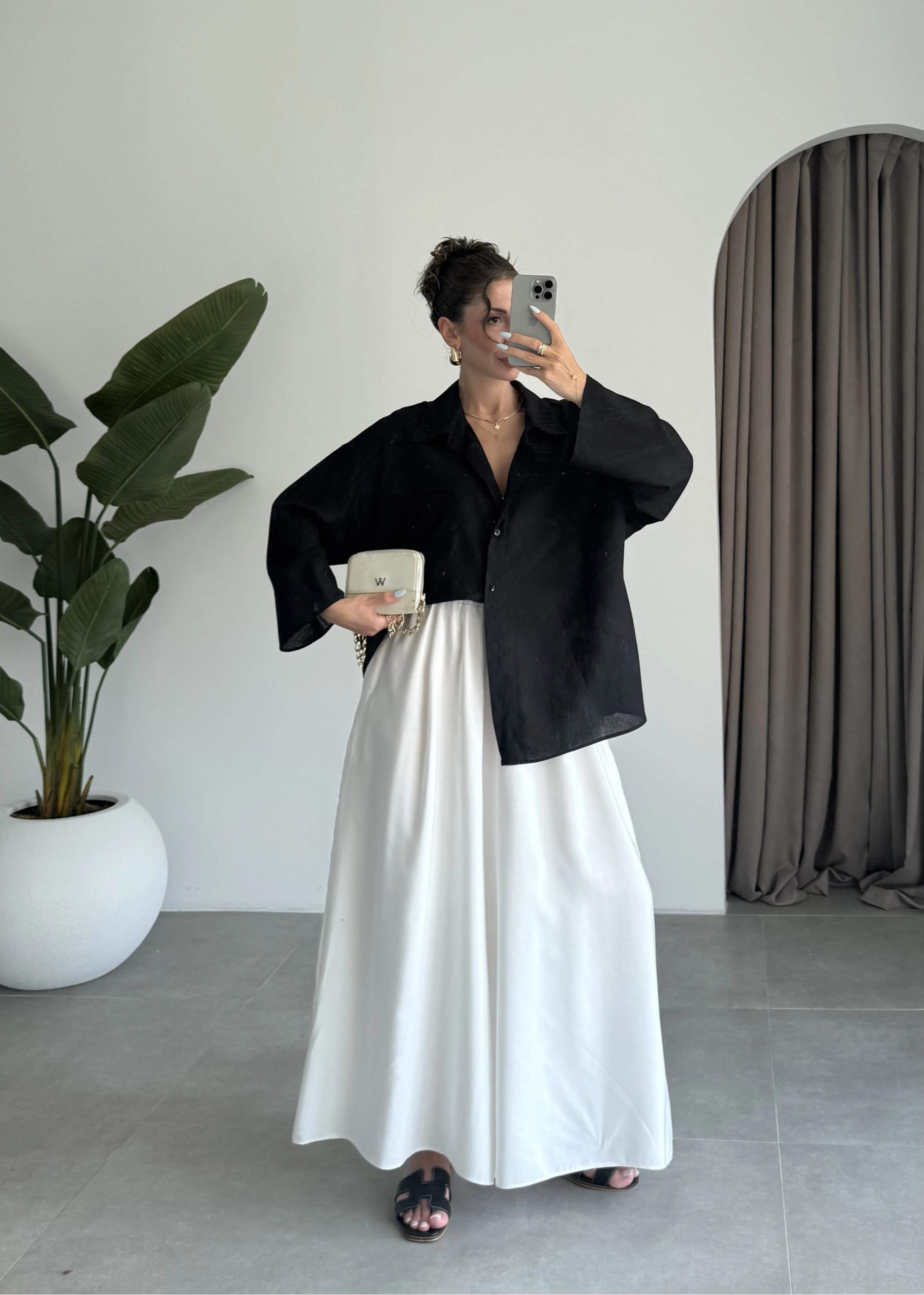Tek Cepli Keten Oversize Siyah Gömlek