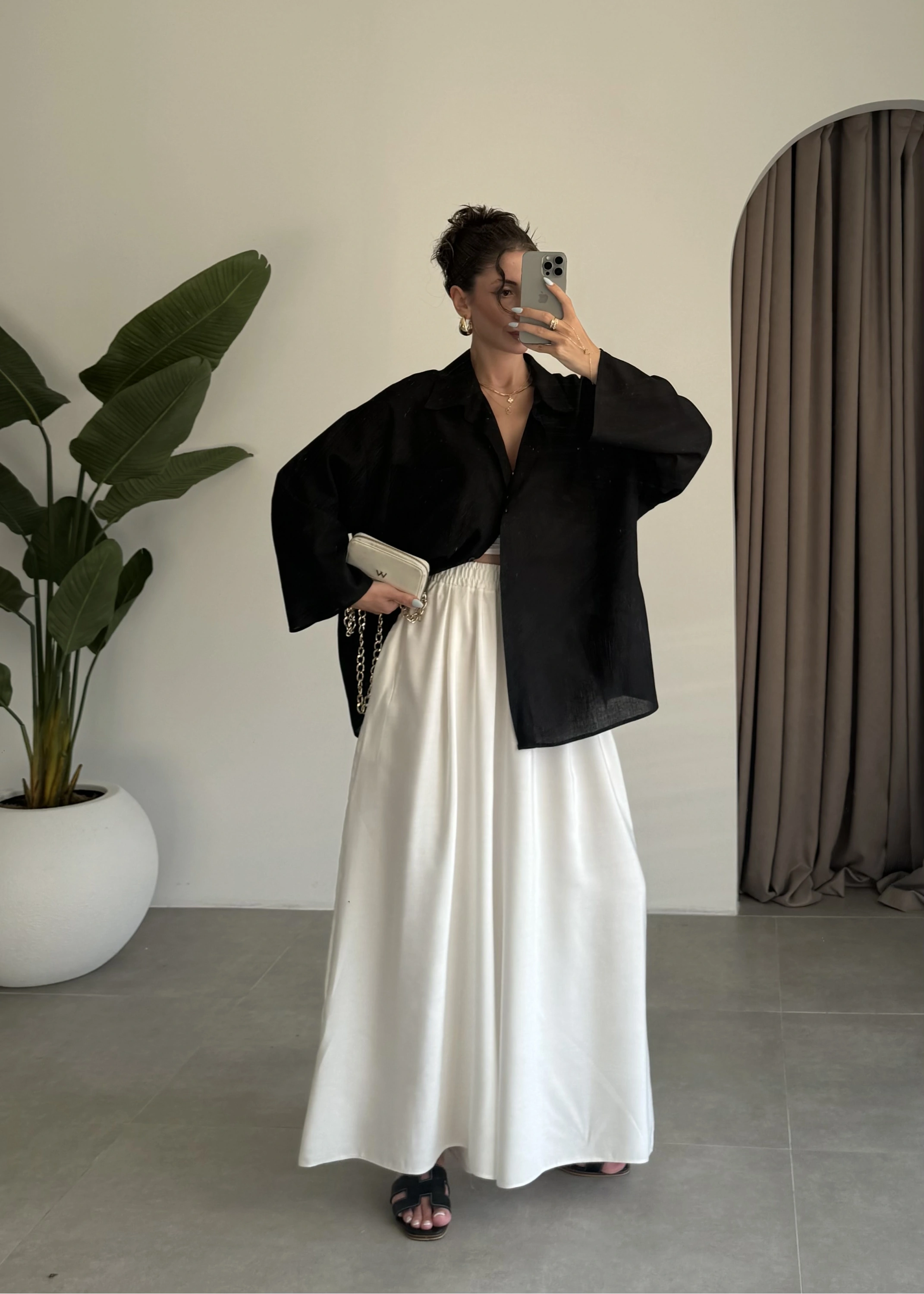 Tek Cepli Keten Oversize Siyah Gömlek