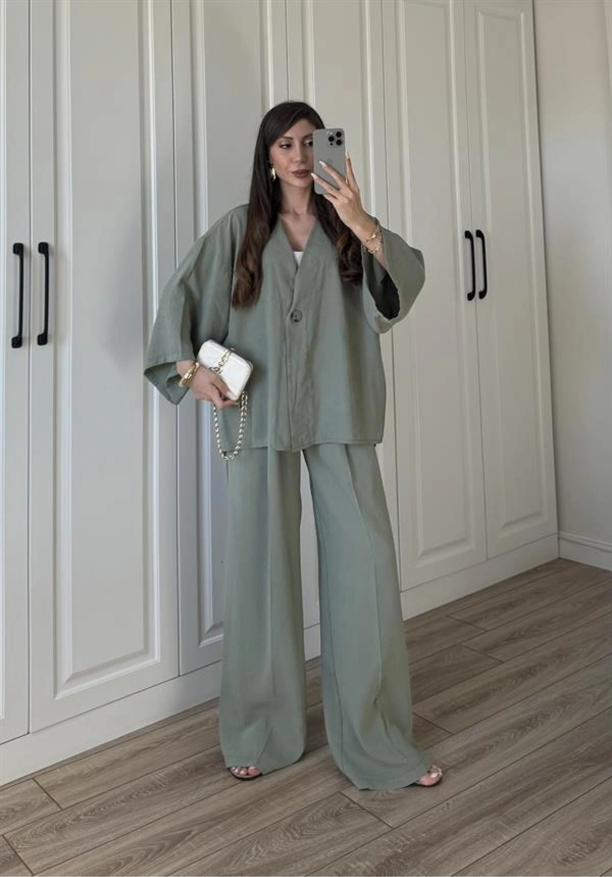 Tek Düğmeli Oversize Mint Yeşili Gömlek Takım