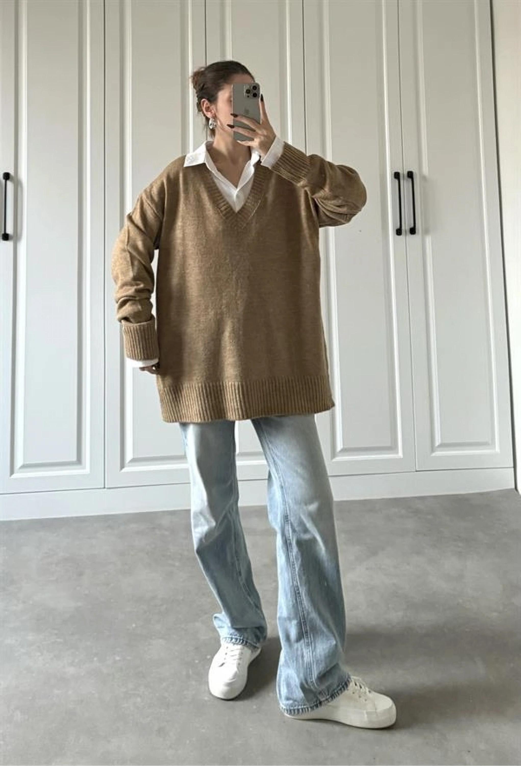 V Yaka Oversize Camel Triko Kazak