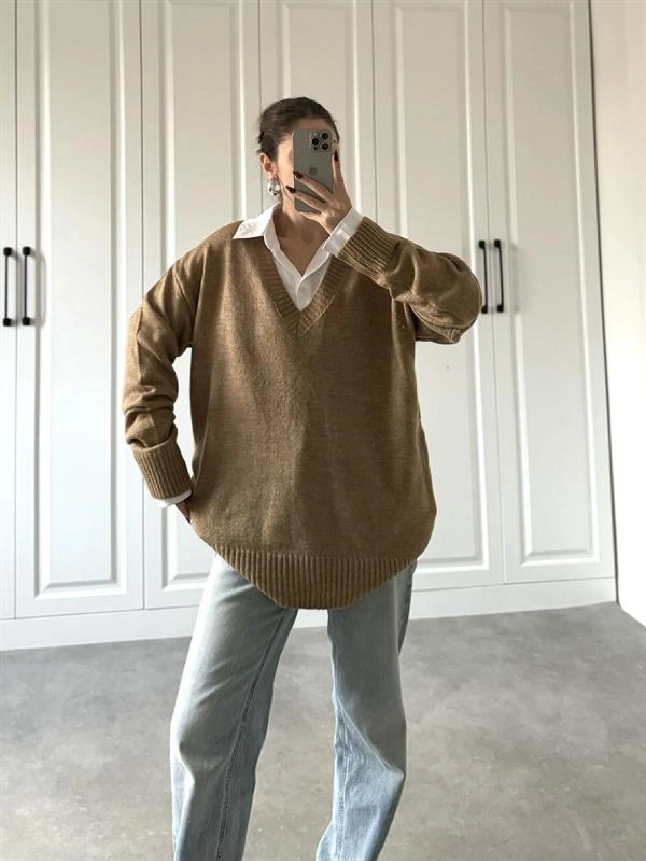 V Yaka Oversize Camel Triko Kazak