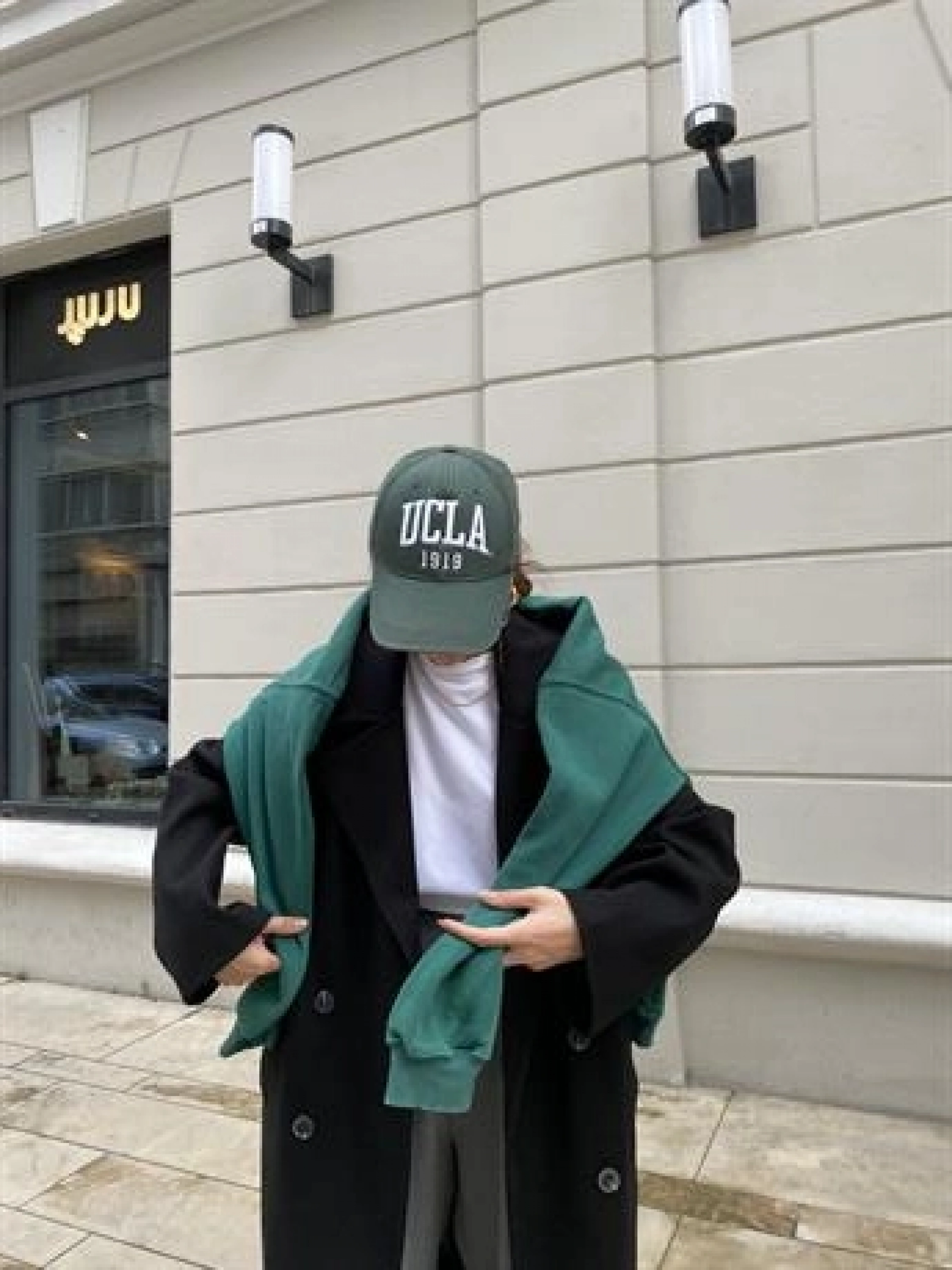 Zara Model Oversize Siyah Kaşe Kaban