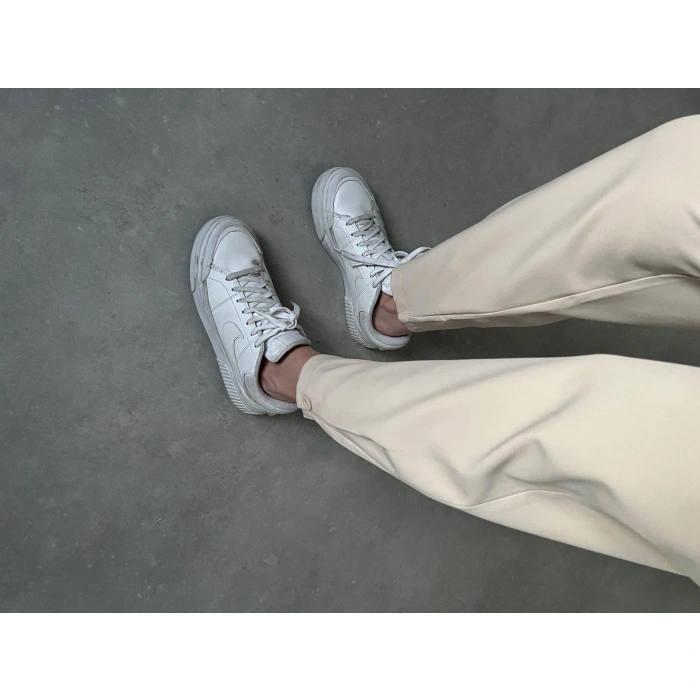 Beli Çift Düğme Detaylı Taş Kumaş Pantolon