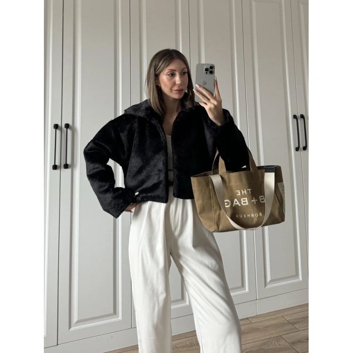 Dera Astarlı Siyah Kürk Mont