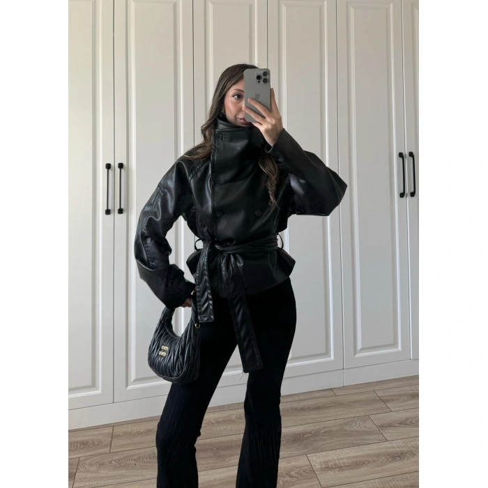 Dik Yaka Astarlı Premium Siyah Deri Ceket