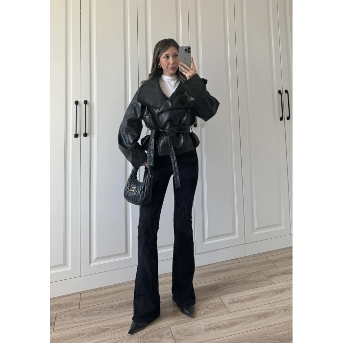 Dik Yaka Astarlı Premium Siyah Deri Ceket