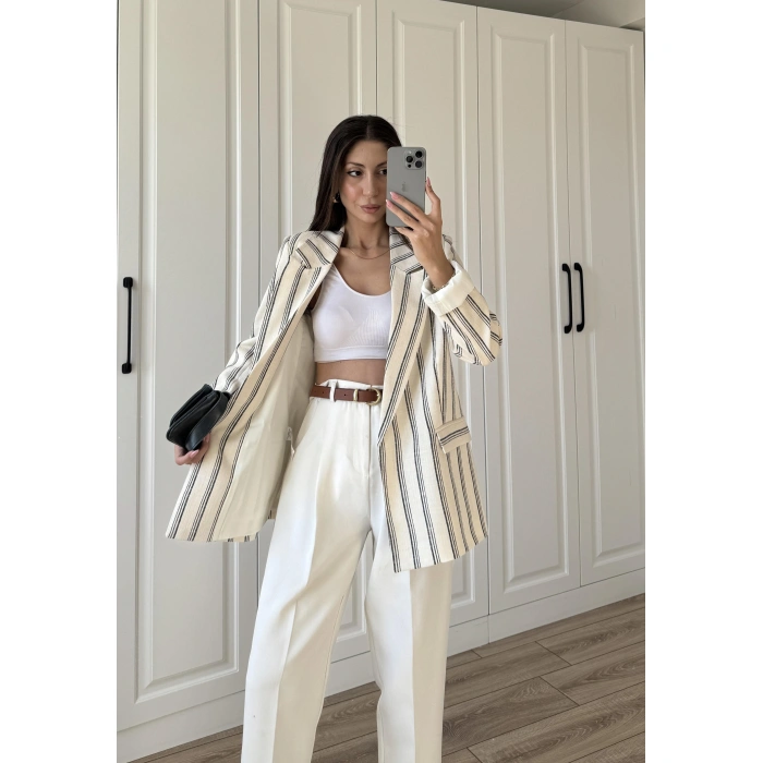 Keten Astarlı Siyah Çizgili Blazer Ceket