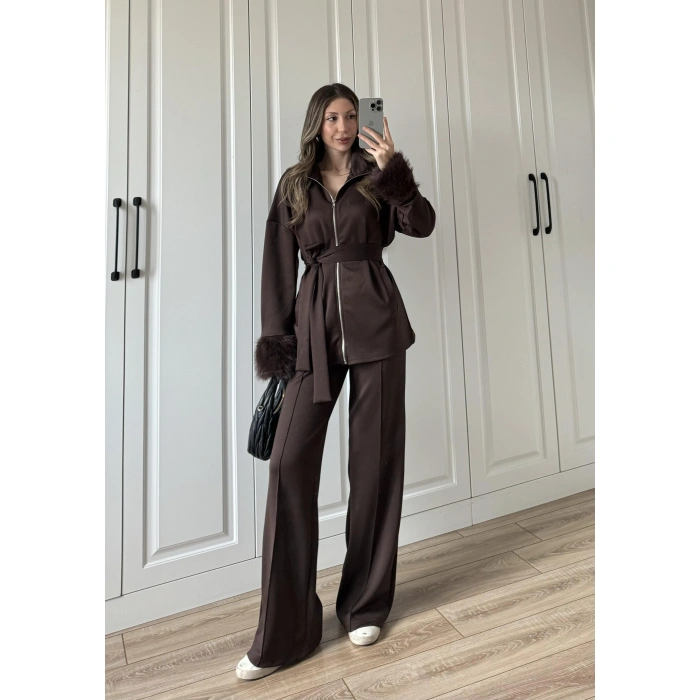 Kolları Kürk Detaylı Kahve Spor Takım