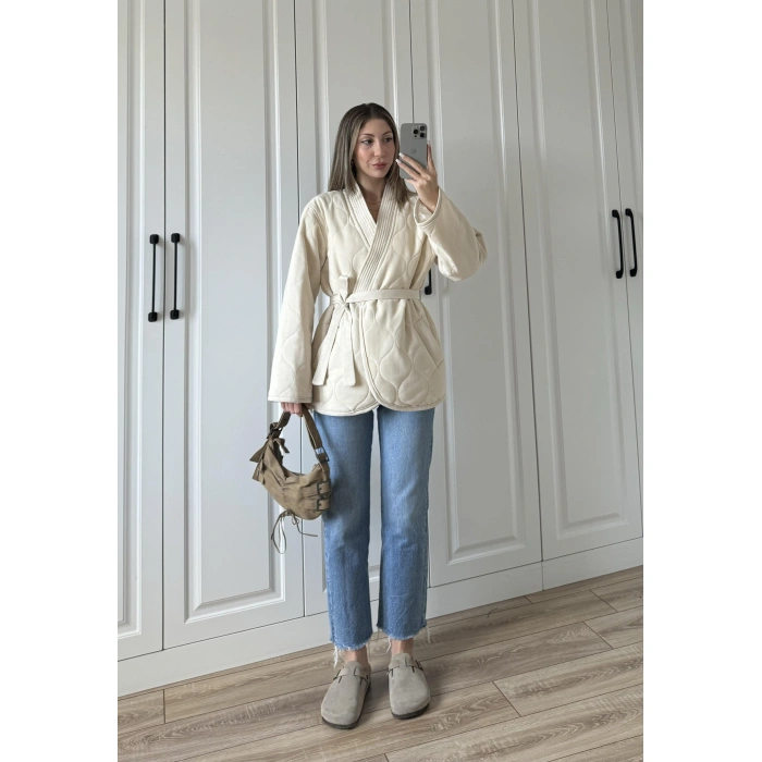 Kuşaklı Astarlı Taş Kapitone Ceket