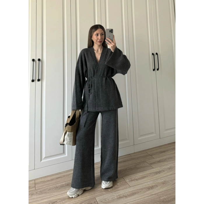 Luvre Bağlamalı Antrasit Triko Takım