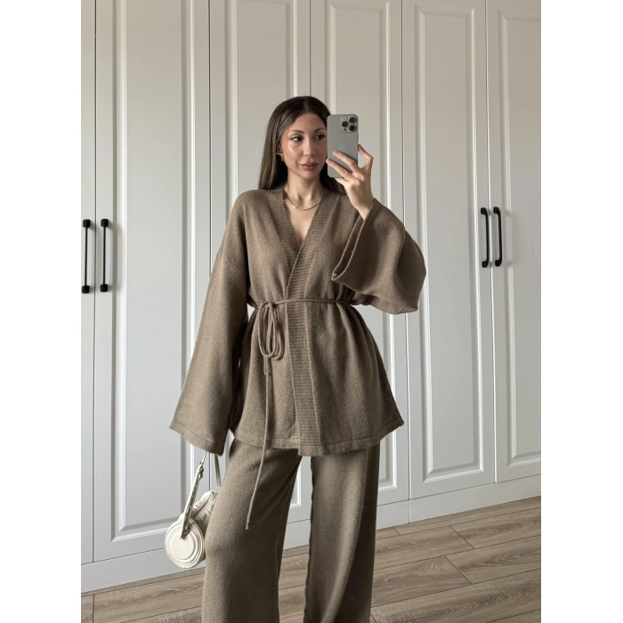 Luvre Bağlamalı Cappuccino Triko Takım