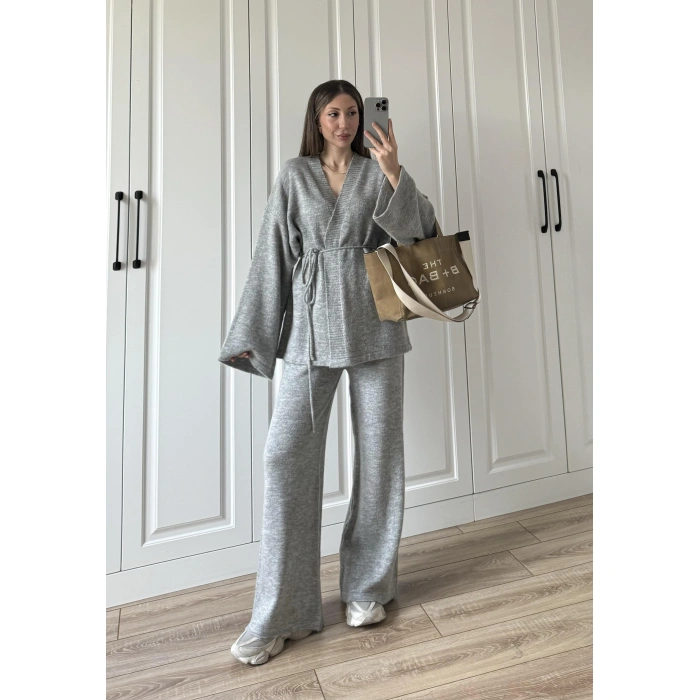 Luvre Bağlamalı Gri Triko Takım