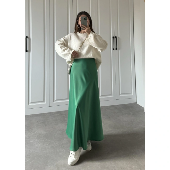 Maxi Boy Yeşil Saten Etek