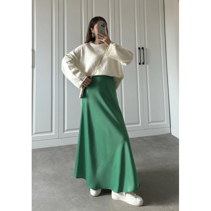 Maxi Boy Yeşil Saten Etek