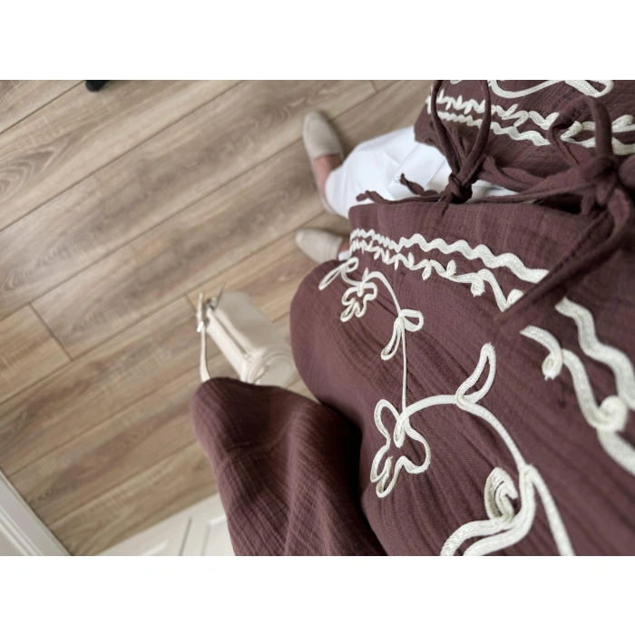 Müslin Kumaş Kahve Nakışlı Kimono