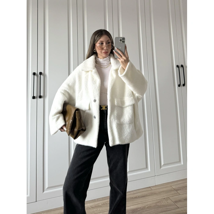 Oversize Premium Astarlı Beyaz Kürk Ceket