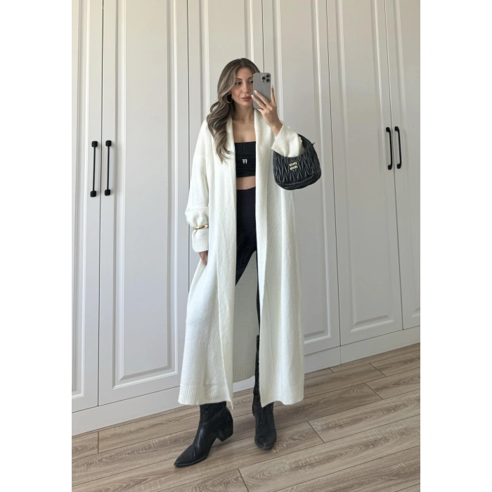 Pinterest Ekru Uzun Triko Hırka