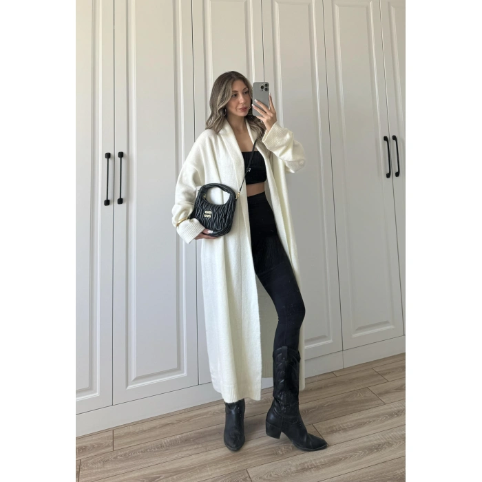 Pinterest Ekru Uzun Triko Hırka