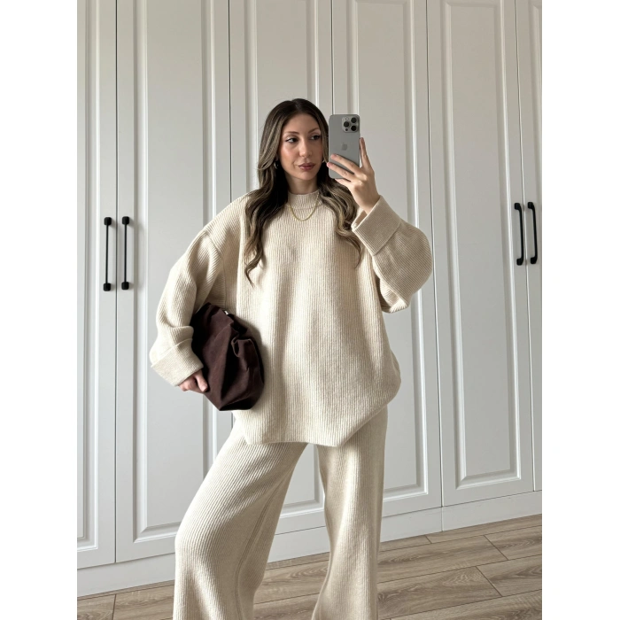 Sık Dokuma Tok Taş Triko Takım