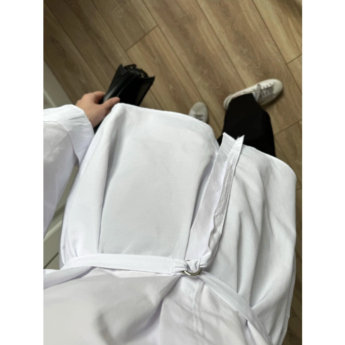 Tina İnce Kemerli Beyaz Gömlek