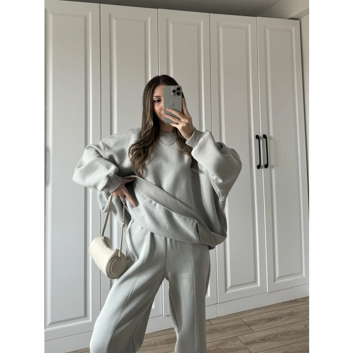 Üç İplik Şardonlu Oversize Gri Takım