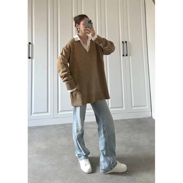 V Yaka Oversize Camel Triko Kazak