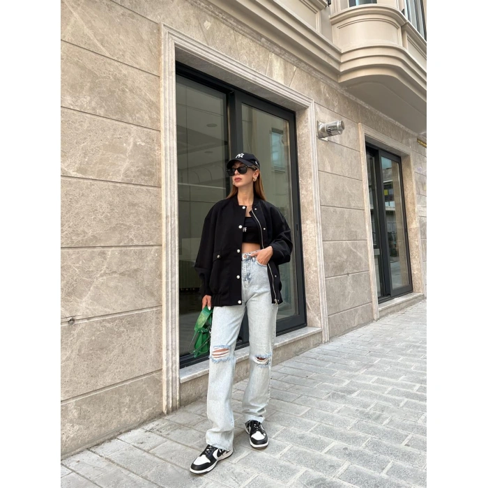 Zr Model Yırtık Jean