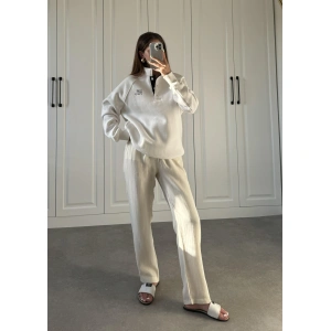 Beyaz Yakalı Şardonlu Sweat