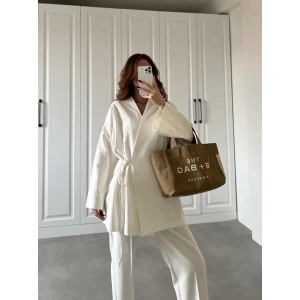 Beyaz Yandan Bağlamalı Gabardin Kimono Ceket