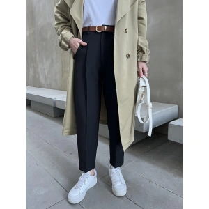 Kemerli Siyah Havuç Kumaş Pantolon