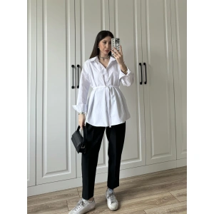 Tina İnce Kemerli Beyaz Gömlek