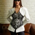 Kadın Dantel İşlemeli Bel Oturtmalı Blazer Ceket
