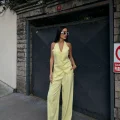 Kadın Sarı Sırtı Açık Yelek Pantolon Takım