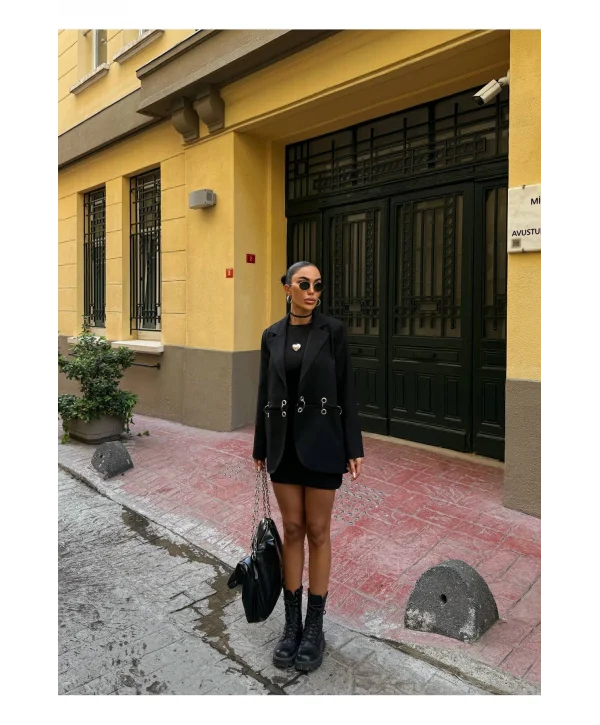 Kadın Çengel Detaylı Blazer Ceket