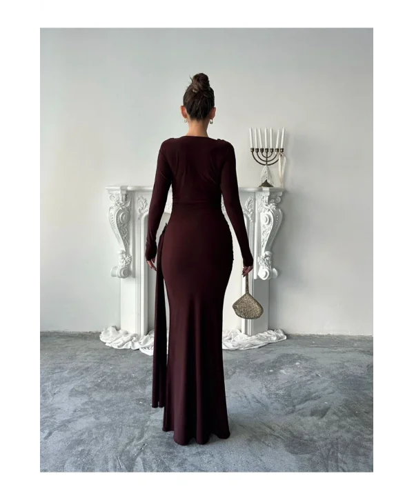 Kadın Drapeli Vücudu Saran Asimetrik Detaylı Uzun Zarif Elbise