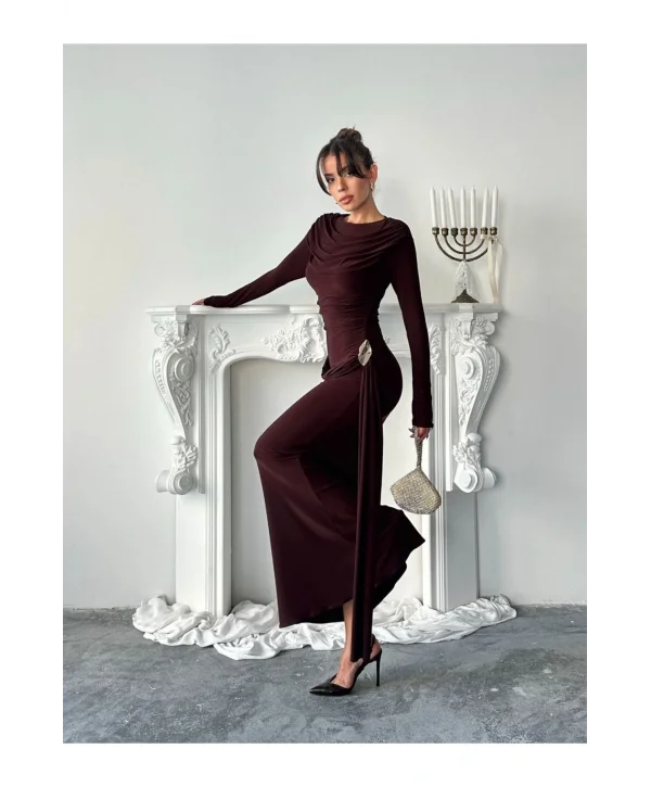 Kadın Drapeli Vücudu Saran Asimetrik Detaylı Uzun Zarif Elbise