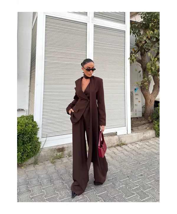 Kadın Modern Tasarım Şal Detaylı Pantolon Ceket Takımı