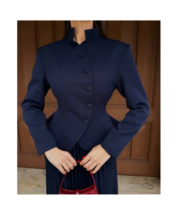 Kadın Nakış Detaylı Bel Oturtmalı Düğmeli Ceket & Pliseli Uzun Etek Takım