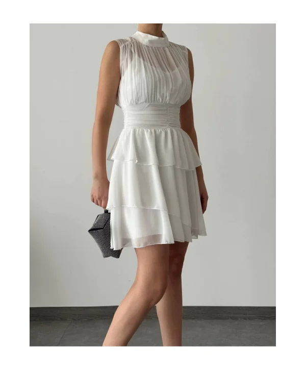 Model Drapeli,dik Yaka,kolsuz,mini,fermuar Kapamalı,şifon,çapraz Kesim Etek Detaylı Elbise