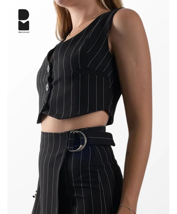 Kadın Siyah Çizgili Crop Yelek