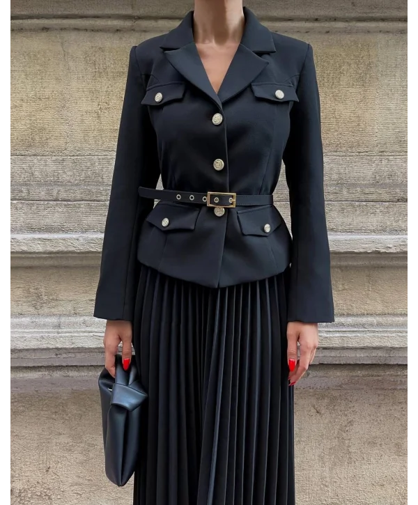 Kadın Siyah Kemerli Blazer Ceket ve Piliseli Takım