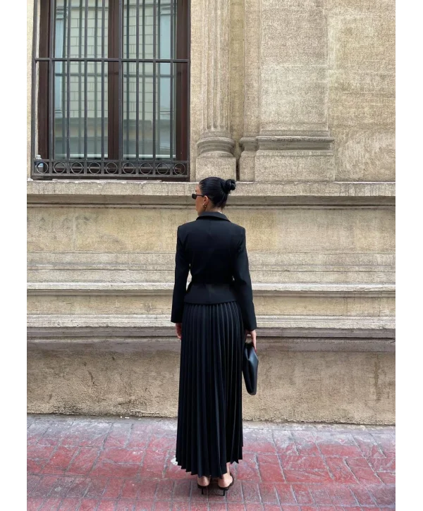 Kadın Siyah Kemerli Blazer Ceket ve Piliseli Takım