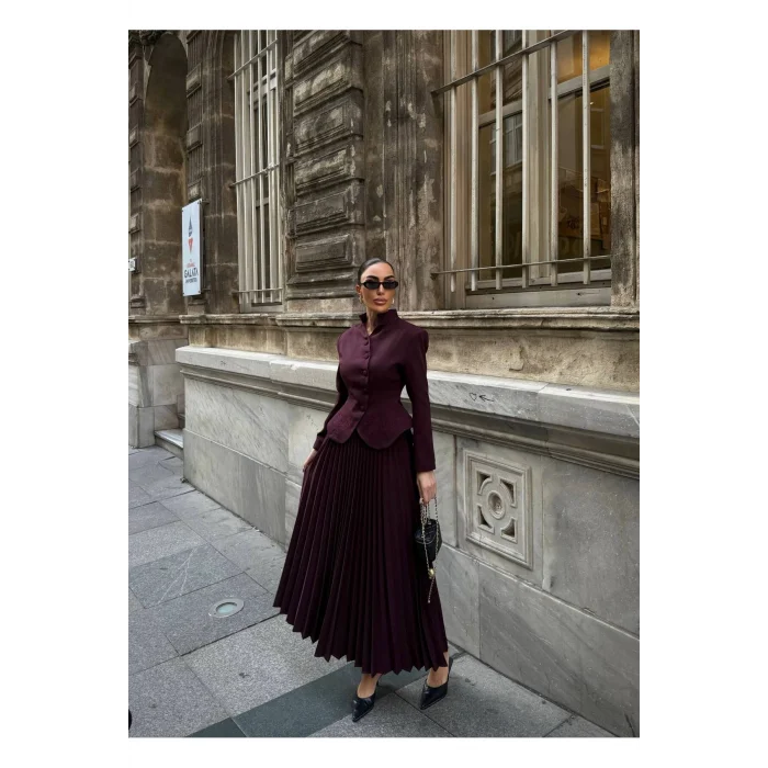 Kadın Bel Oturtmalı Nakış Detaylı Düğmeli Pliseli Uzun Etek & Ceket Takım