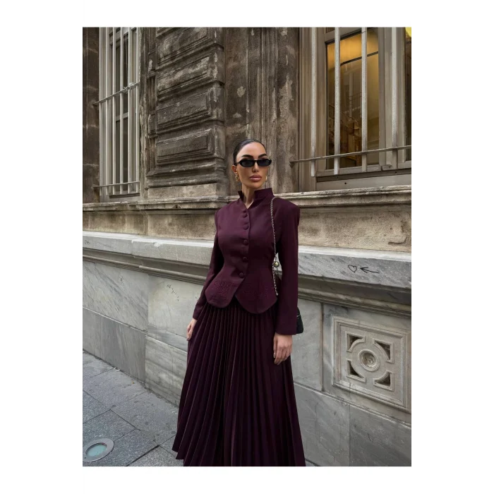 Kadın Bel Oturtmalı Nakış Detaylı Düğmeli Pliseli Uzun Etek & Ceket Takım