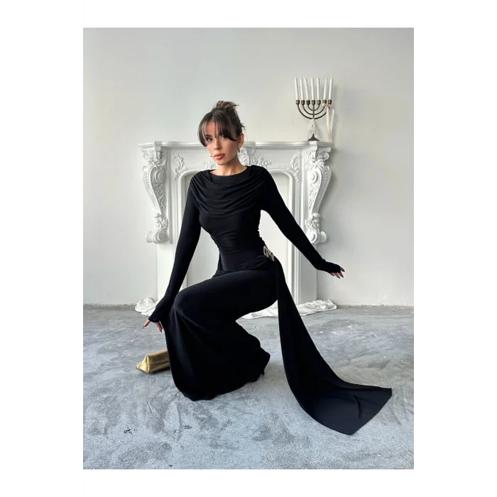 Kadın Drapeli Vücudu Saran Asimetrik Detaylı Uzun Zarif Elbise