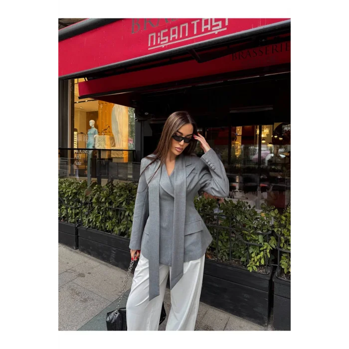 Kadın Modern Tasarım Şal Detaylı Ceket