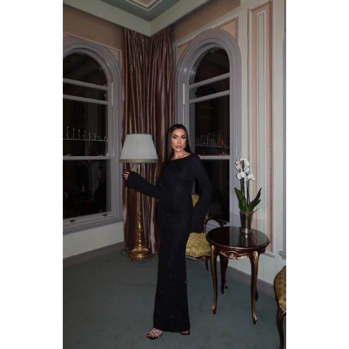 Kadın Siyah Simli Sırt Dekolteli Uzun Elbise