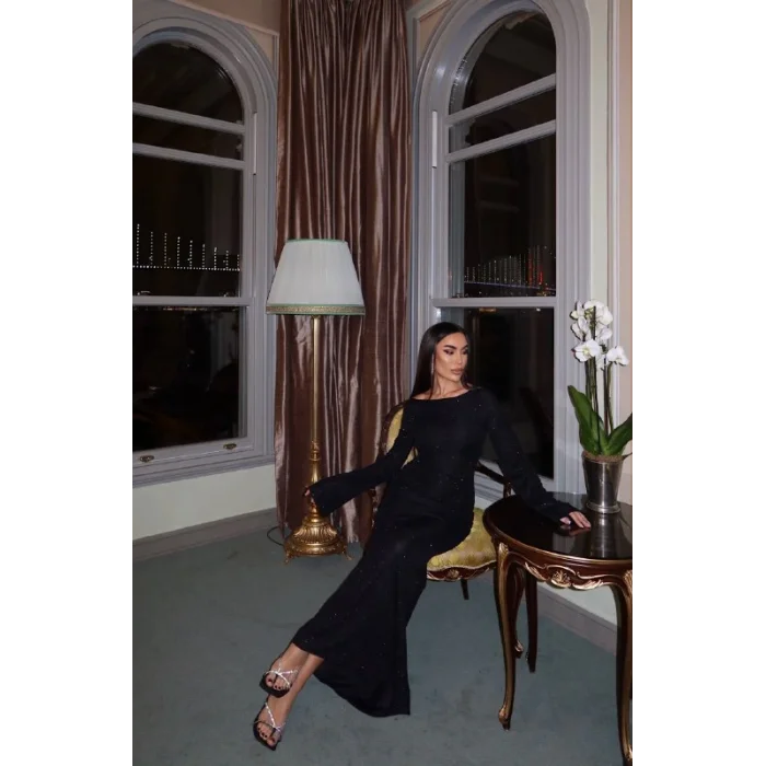 Kadın Siyah Simli Sırt Dekolteli Uzun Elbise