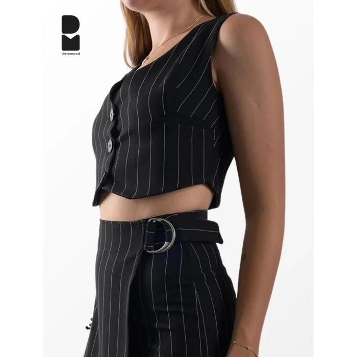 Kadın Siyah Çizgili Crop Yelek