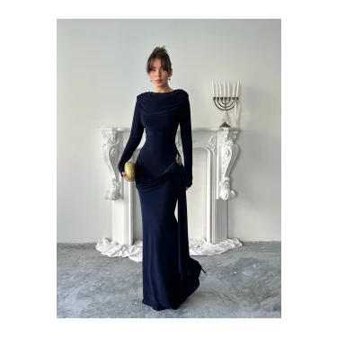 Kadın Drapeli Vücudu Saran Asimetrik Detaylı Uzun Zarif Elbise